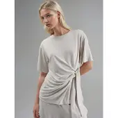 Busem Losse Fit Crew Neck Modal Blouse met Strikdetail