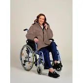 4Care Rolstoeljas winter | Rolstoeljassen & Rolstoelponcho's | Aangepaste jas rolstoel | Lichtbruin | L