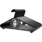 Unyqoos Set van 50 stevige en ruimtebesparende kledinghangers met antislip ontwerp