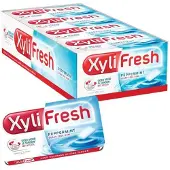 Xylifresh Peppermint Gum doos suikervrije kauwgom - verfrisser - voordeelverpakking met 24 pakjes à 18 g. Suikervrije kauwgom met Xylitol. Aanbevolen door het Ivoren Kruis. Voor voelbaar schone tanden