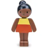 Tender Leaf Toys poppen familie mokka meisje - houten popje speelgoed.