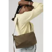 Levi's Ali Small Shoulder Bag Size: OS | Shoulder Bags Outlet | Dames | Bruin