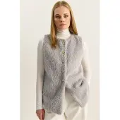 Bianco Pluche Vest met Knopenclosure