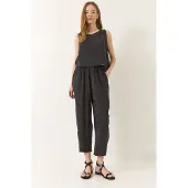 Bianco Mouwloze Crewneck Blouse en Carrof Fit Broek Set