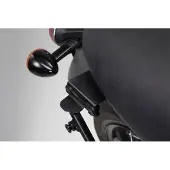 SW-Motech adapter voor SLC + V-LOC zijdrager links - Voor Bonneville T100/120 (15-) zonder doorlaat. grijprail.