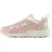 New Balance 878 lace in de kleur roze.