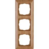 Kopp Alle producten in het schakelaarassortiment zijn gefreesd uit massief hout.