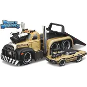 Maisto Mack B-61 + Oldsmobile Muscle Machines