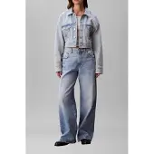 Calvin Klein Denim Cropped Trucker Jacket Bleached Blue Maat: XL | Spijkerjassen Outlet | Dames | Blauw