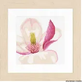 Lanarte Borduurpakket - Borduurset - Borduurpakket volwassenen - Telpakket kit - 20 x 20cm - Magnolia bloem - PN-0008305