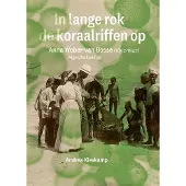 Walburg Pers B.V., Uitgeverij In lange rok de koraalriffen op (Paperback)