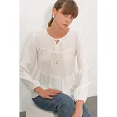 Big Dart Gestructureerde Blouse met Strikdetail