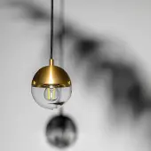 Schwung Molecule Hanglamp Lacquered Burnished Brass | Transparent