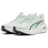 Puma Loopschoen 'Magnify Nitro 3' mintgroen / wit