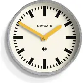 Newgate Luggage - wandklok - Verzinkte uitvoering met gele wijzers