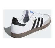 bruine adidas sneakers