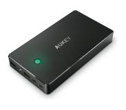 Aukey 20000 mAh Quick Charge Power Bank PB-T5 met 20 cm micro USB-kabel voor iPhone / Samsung / Kindle / Speakers