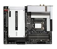 Gigabyte Z590 Vision D