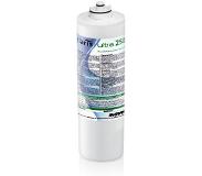 Claris Ultra 250 past op de kop van de F-2.5 Cartridge Waterfilter