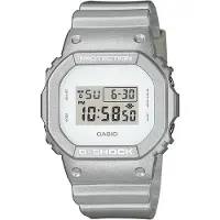 Casio DW-5600SG-7ER - Horloge - 43 mm - Kunststof - Zilverkleurig
