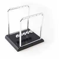 United Entertainment Giant Newton's Cradle