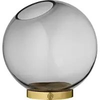 AYTM Vaas Globe, Ø 17 cm, rookgrijs / goud, glas, roestvrij staal Globe, messing / goud, Roestvrij staal, Design