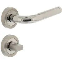 Intersteel Deurkruk Agatha op rozet geveerd met toilet-/badkamersluiting ATP - RVS