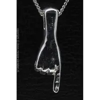 MOOYE ® - Collectie Zilveren Handteken wijzen naar ketting hanger