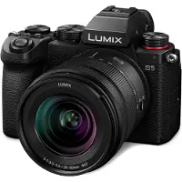Panasonic Lumix DC-S5 Body + Lumix S 20-60mm f/3.5-5.6