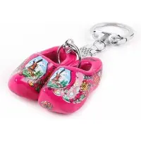 Matix - Sleutelhanger met paar roze klompjes - per 6 stuks