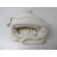 Noukie'S baby muts in creme , bloem , T1 / 46cm / 6-12 maand