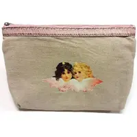 Karen -Toilettas - Engelen - Ecru - Afmeting 30 x 10 x 22 cm.