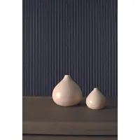 Dutch Wallcoverings Vliesbehang fijn streepje - zwart met zilver