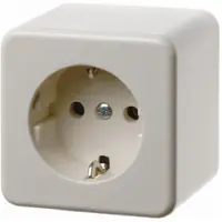 Berker BER AP Schuko 470040, witte wandcontactdoos met één stopcontact en aansluitklem