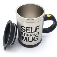 Gadget Master Zelfroerende Mok - Self Stirring Mug - 350 ml - Met Deksel