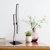 Näve LED-tafellamp Onda, zwart, Woon-/ Eetkamer, metaal, Modern, LED tafellamp