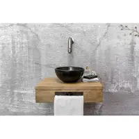 Saniclear Seba fonteinset met bruin eiken plank, zwarte waskom en verouderd ijzer kraan voor in het toilet