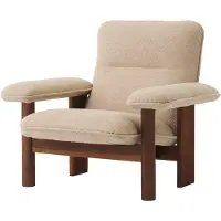 Audo Copenhagen Brasilia fauteuil Walnut-Bouclé 02 beige