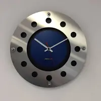 A&M WANDKLOK MECANICA FULL BLACK WITH BLUE COLOR SMALL INNER CIRCLE RED POINTER MODERN DUTCH DESIGN HANDGEMAAKT 40 cm