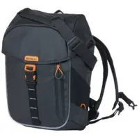 Basil miles tarpaulin fietsrugzak nordlicht - waterdichte zwarte rugzak voor fietsers - 17l - unisex - sportief - zwart