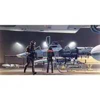 Komar Vliesbehang Star Wars Classic RMQ Yavin Hangar (set)