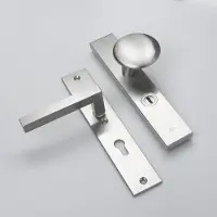 Tzunali MASSIEF RVS Deurbeslag. Model TAMEGA SKG*** BREED T=15/5 VKTB (kerntrek) PC72 BUITEN KNOP GUARDA; BINNEN KRUK PAVIA