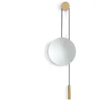 New Works Rise and Shine spiegel Natural oak-brass weight