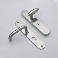 Tzunali MASSIEF RVS Deurbeslag. Model MINHO SKG*** BREED T=15/5 VKTB (kerntrek) PC72 BUITEN KNOP OVIDIO; BINNEN KRUK VIGO