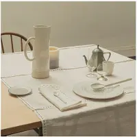 The Table Waterkan Atelier Hoog Milk