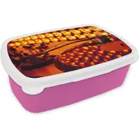 MuchoWow Broodtrommel Roze - Lunchbox - Brooddoos - Draaitafel en een mengpaneel voor oranje lichten - 18x12x6 cm - Kinderen - Meisje