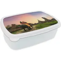 MuchoWow Broodtrommel Wit - Lunchbox - Brooddoos - Rijden op een olifant - 18x12x6 cm - Volwassenen