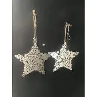 Christmas House Set van 2 houten ornamenten ster van ijsvlokken kerstboomhanger