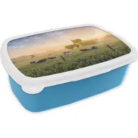 MuchoWow Broodtrommel Blauw - Lunchbox - Brooddoos - Koe - Zon - Gras - 18x12x6 cm - Kinderen - Jongen
