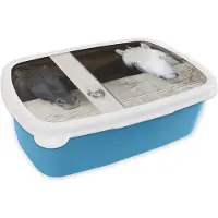 MuchoWow Broodtrommel Blauw - Lunchbox - Brooddoos - Paarden - Paardenstal - Planken - 18x12x6 cm - Kinderen - Jongen